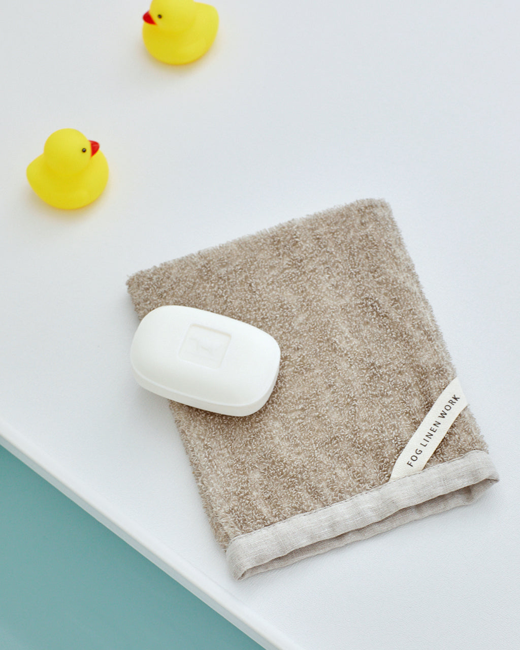 Linen Pile Bath Mitten Natural
