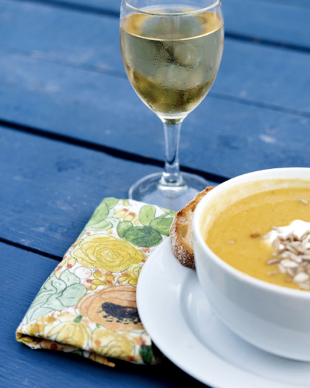 Isabelle Boinot Handkerchief: Seasonal Flowers