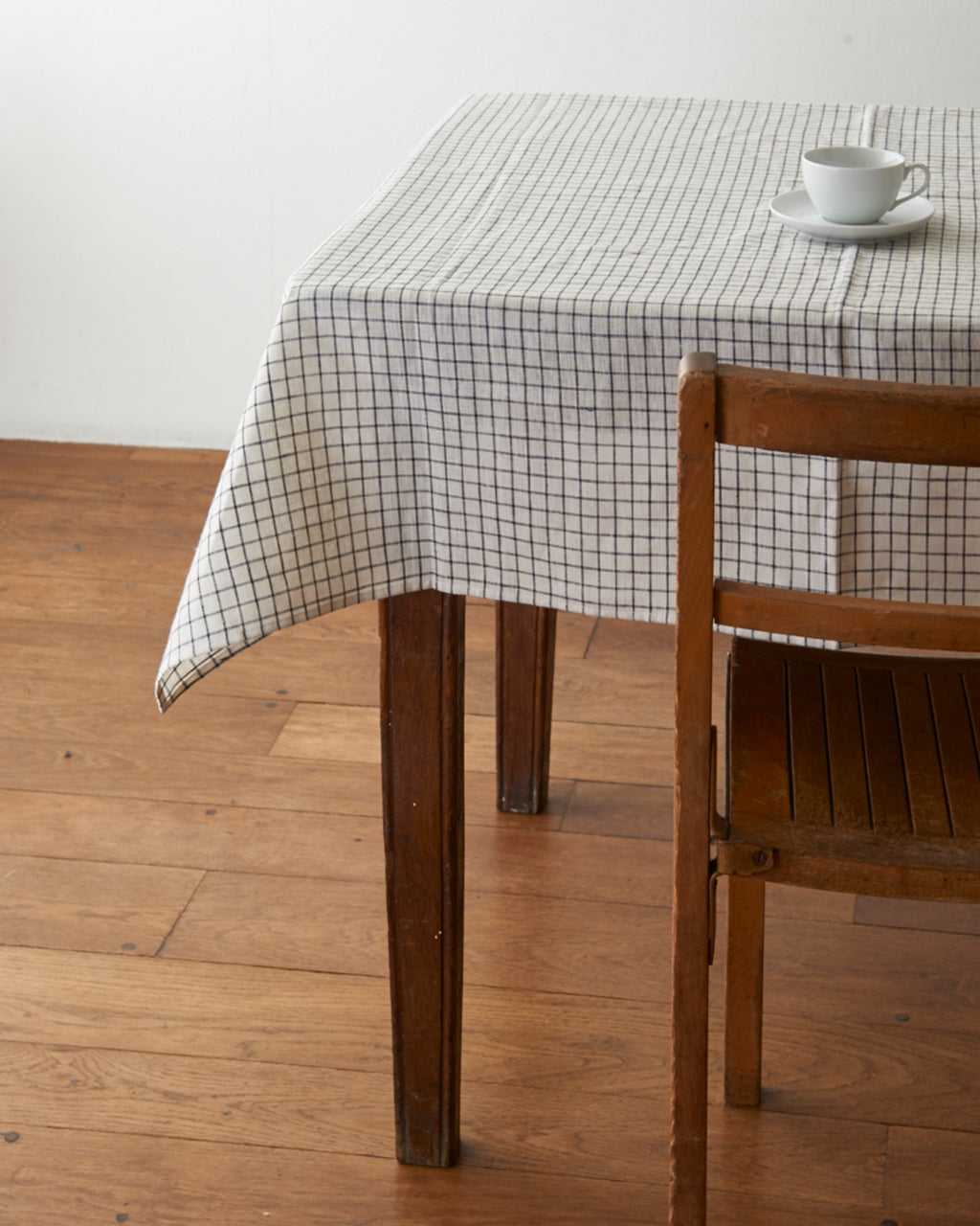 Linen Table Cloth (L): Jenn