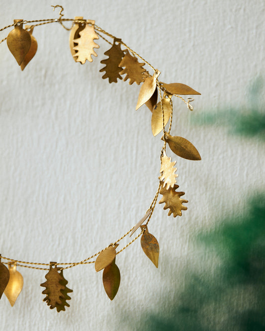 Brass Garland Leaf