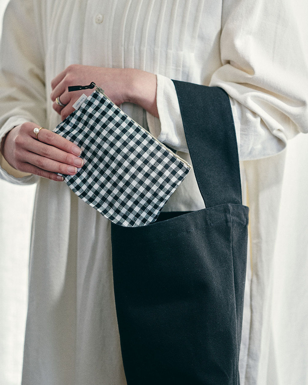 Chris Linen Pouch: Freddie