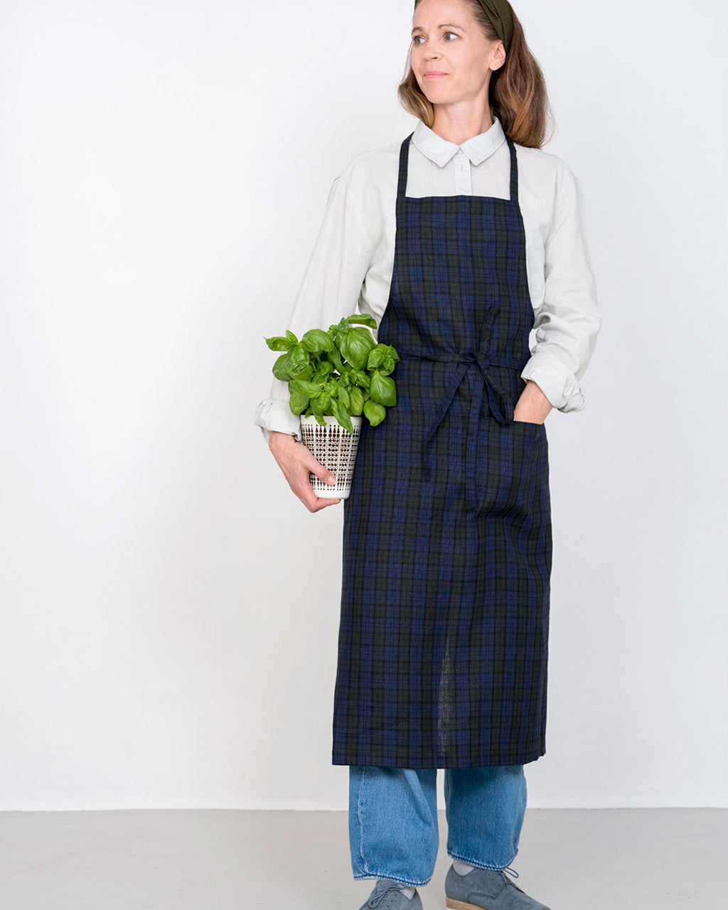 Linen Full Apron: Stanly