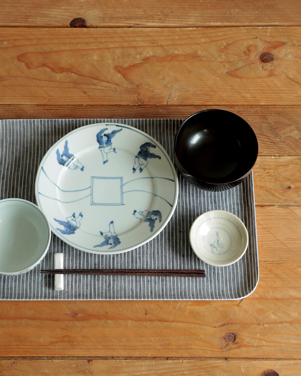Linen Coated Tray (L): Grey White Stripe