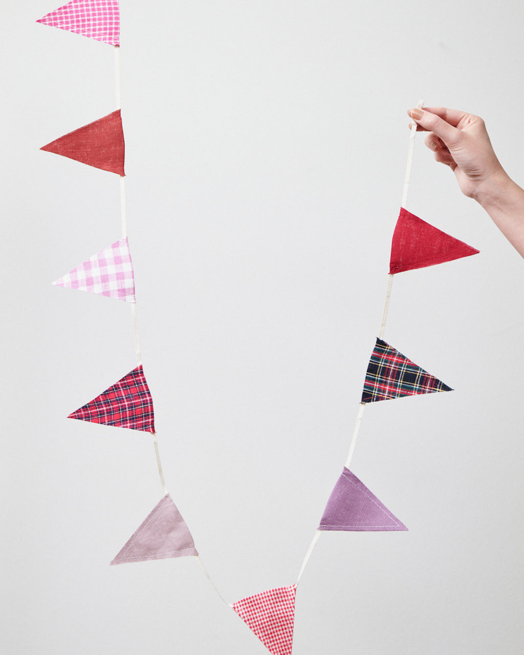 Linen Fabric Garland Colour Assorted