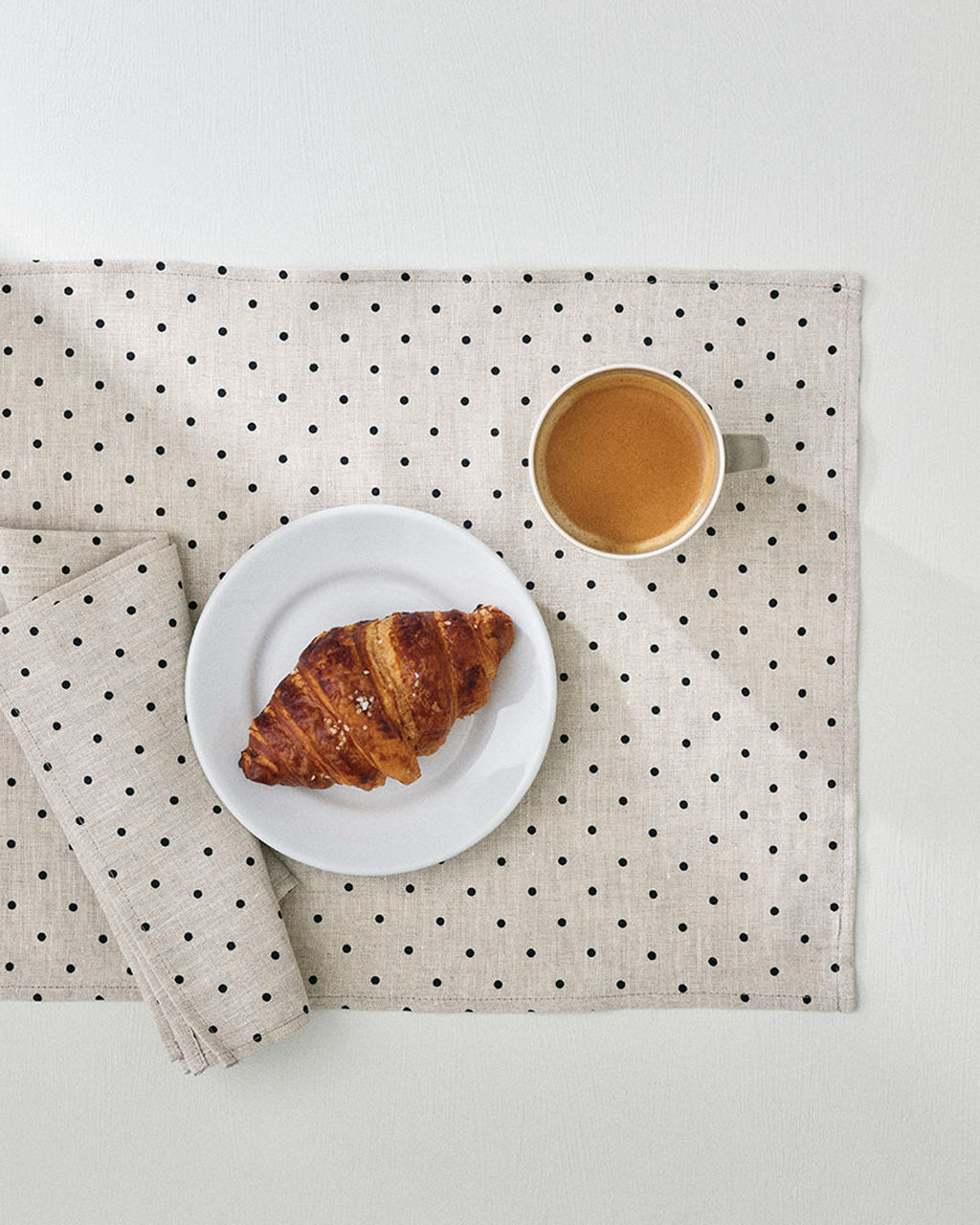 Linen Place Mat: Natural Dot