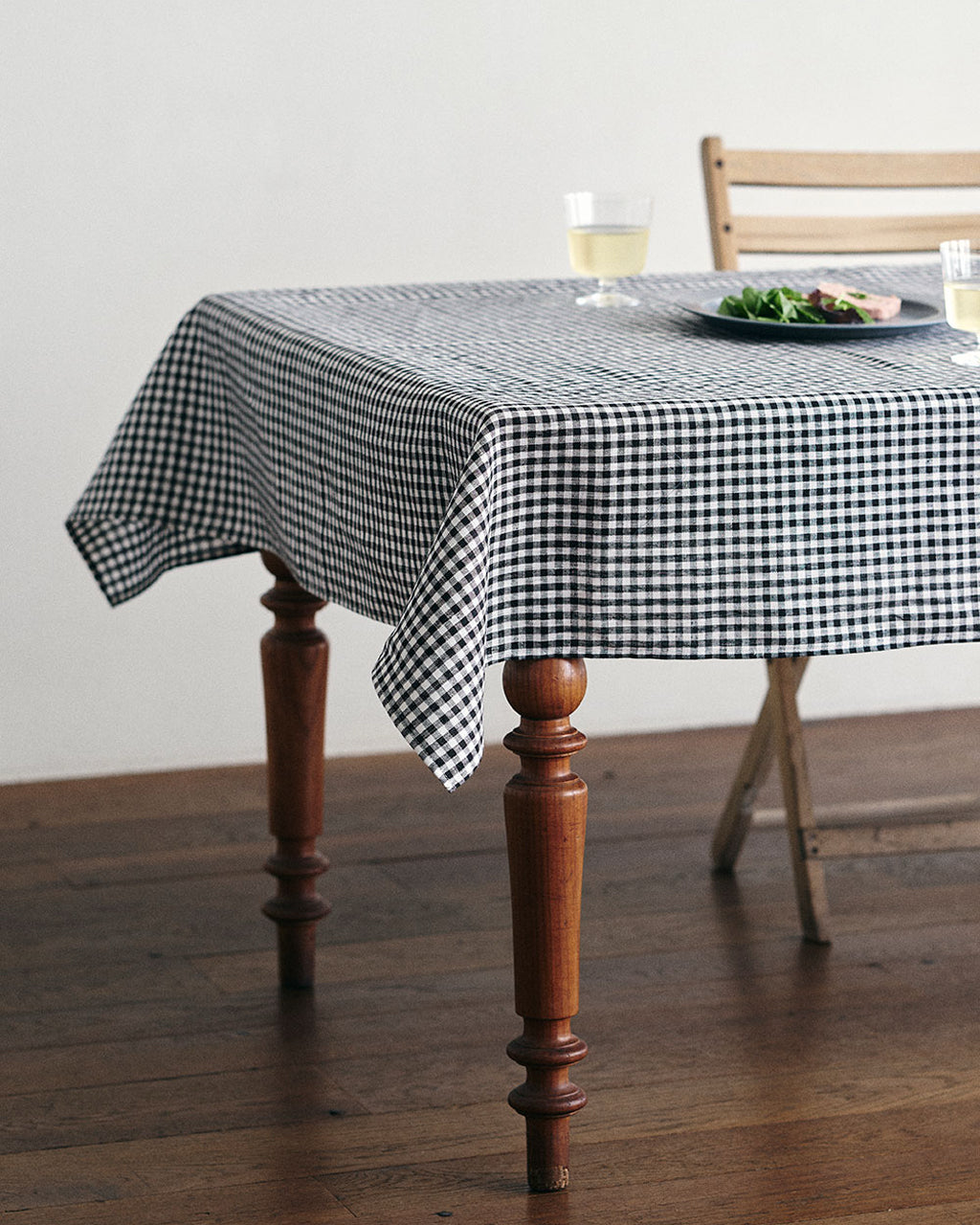 Linen Table Cloth (L): Freddie